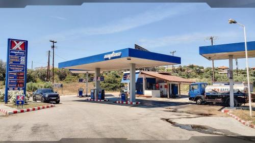 Xarkas Fuel Station Gerakini Chalkidiki (6)